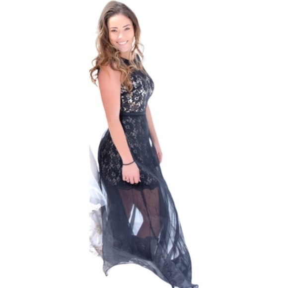 Ever Pretty Dresses & Skirts - #002 🥀 Black & Gold Backless Dress